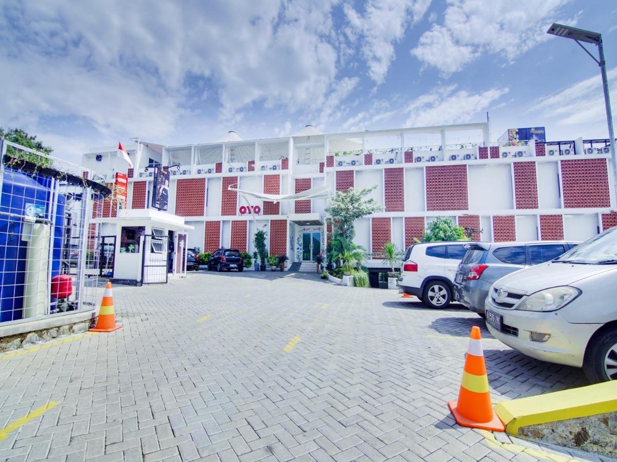 โอโย 2233 เบลล์ เพลซ Hotel โบกอร์ ภายนอก รูปภาพ